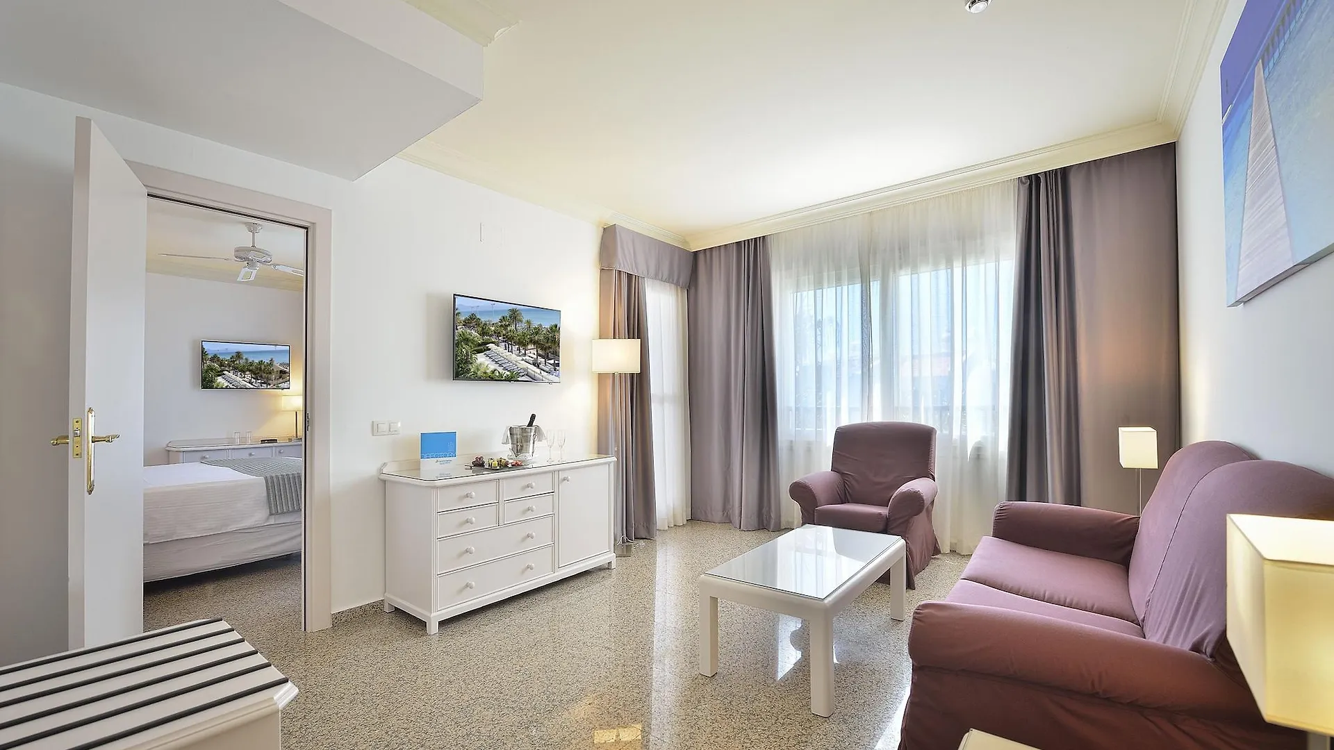 Mac Puerto Marina Benalmadena Hotel